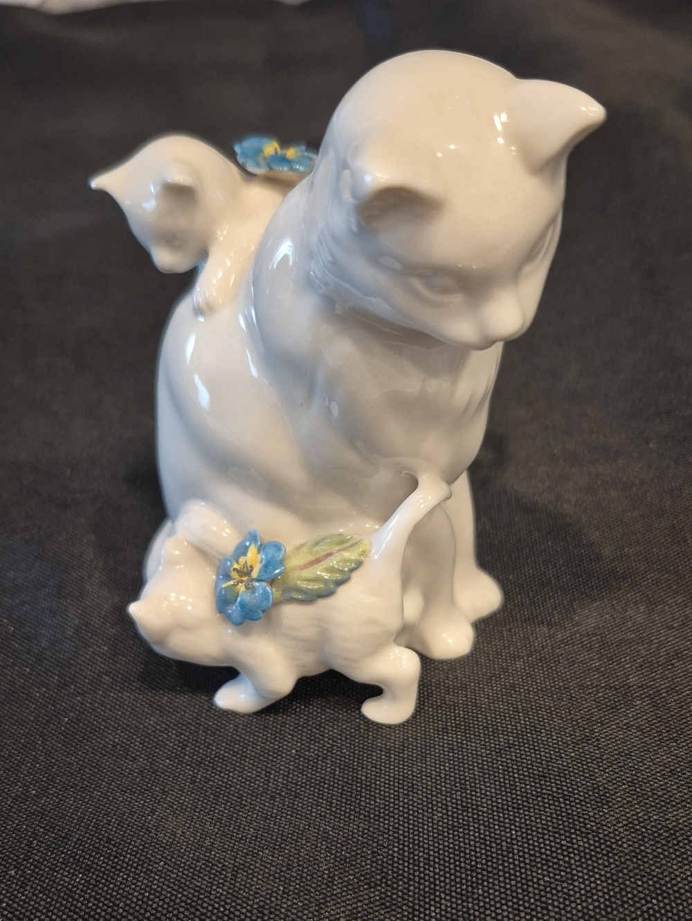 Belleek Floral Treasures White Porcelain Mother Cat with Kittens